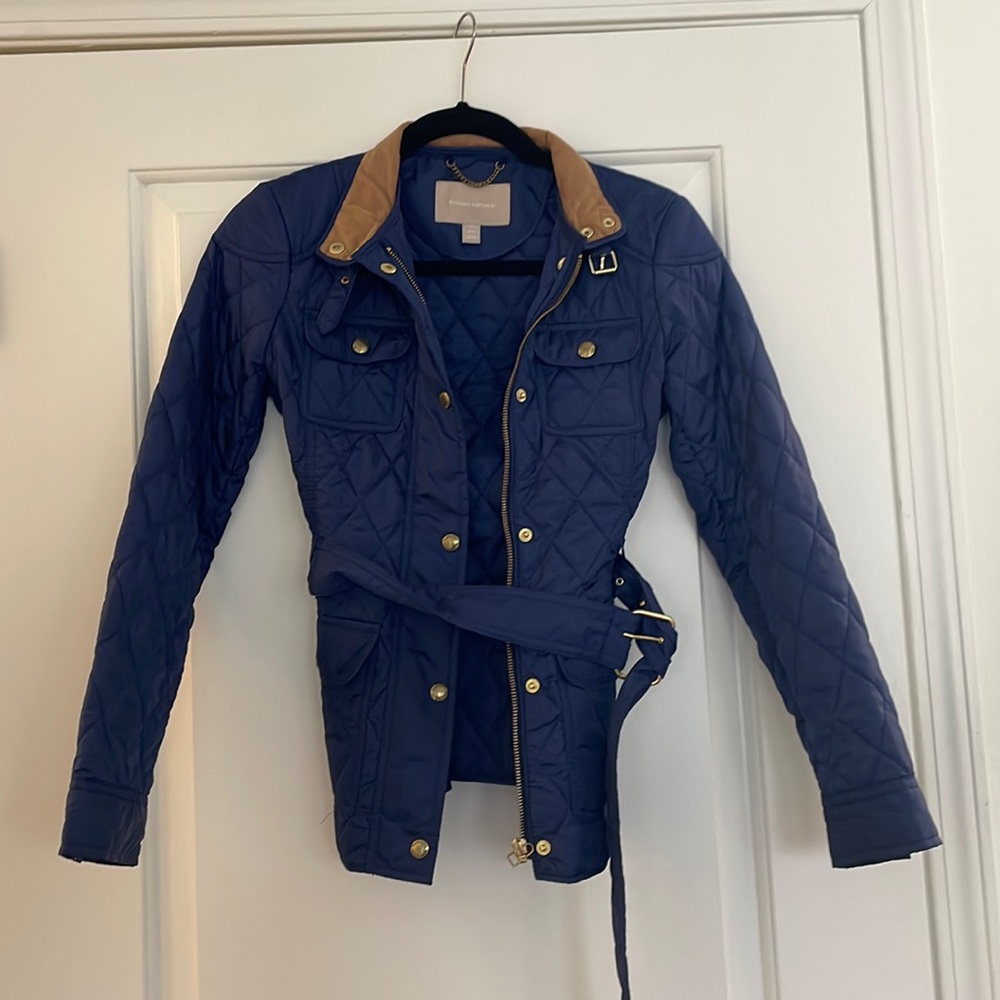Banana republic navy jacket perfect for spring 🌸